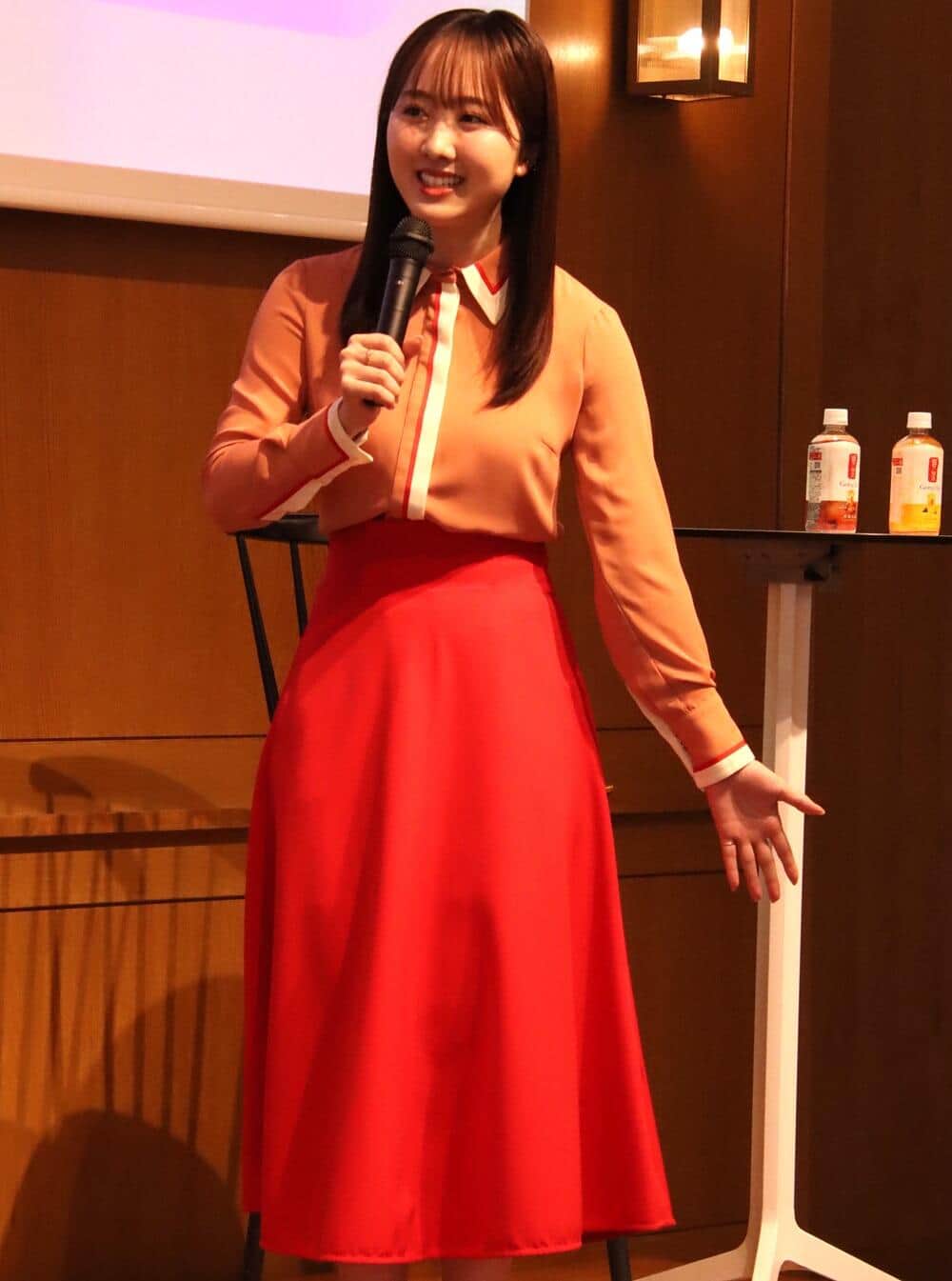 ゴンチャさんのイメージのコーディネート