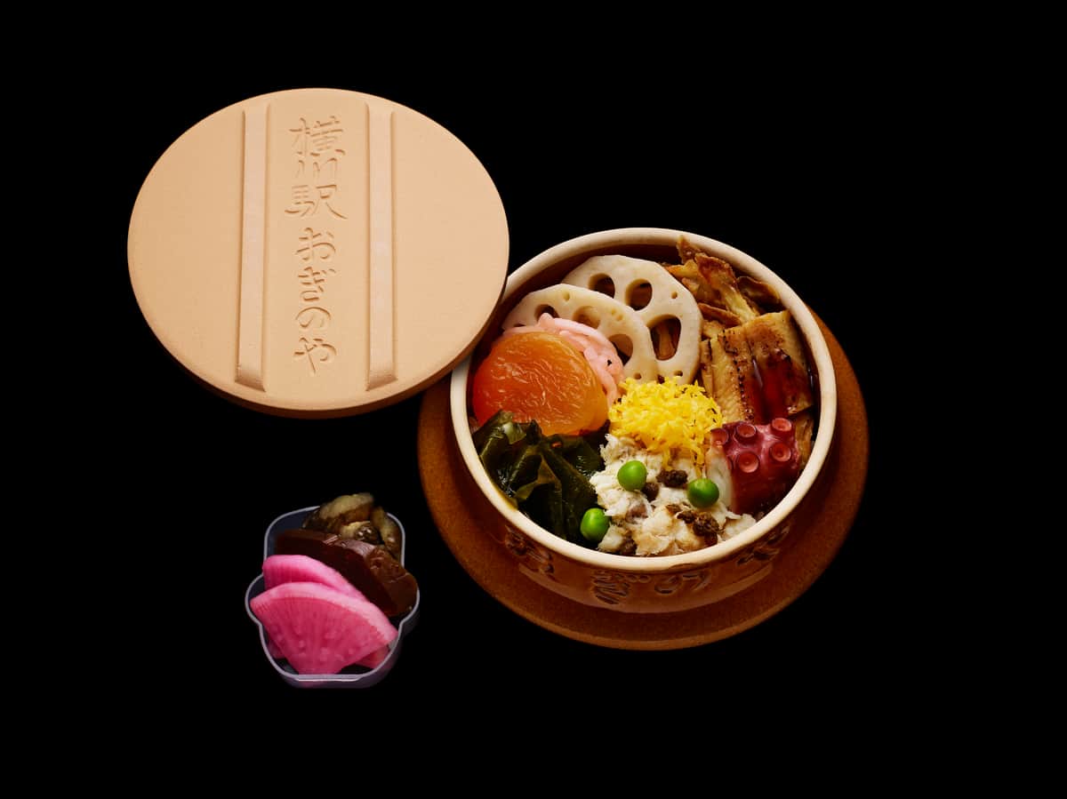 関西峠の釜めし