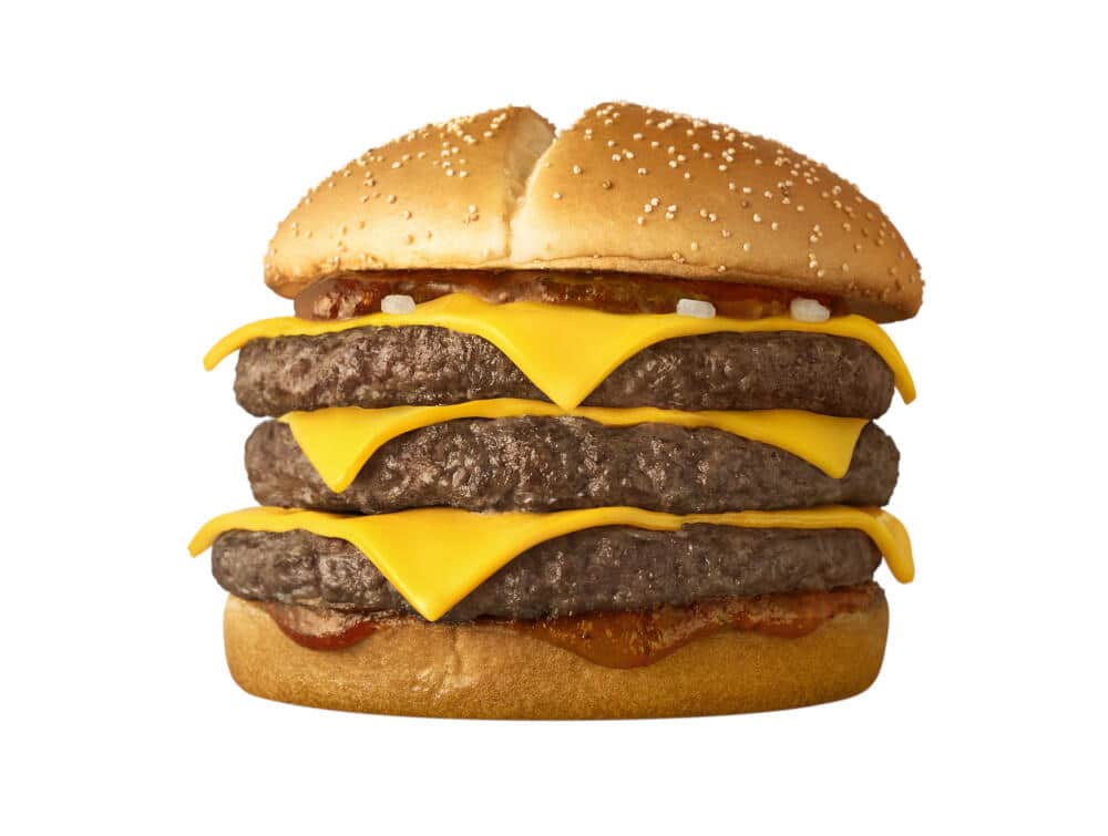 肉厚ビーフパティを3枚重ね　「サムライマック」シリーズから2週間限定