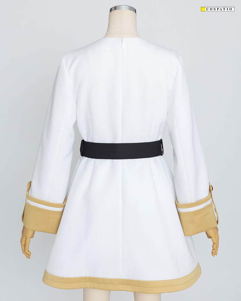 実際に着るも良し、トルソーに飾るも良し
