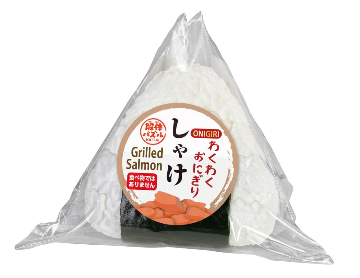 付属の袋に入れればコンビニおにぎり風になる
