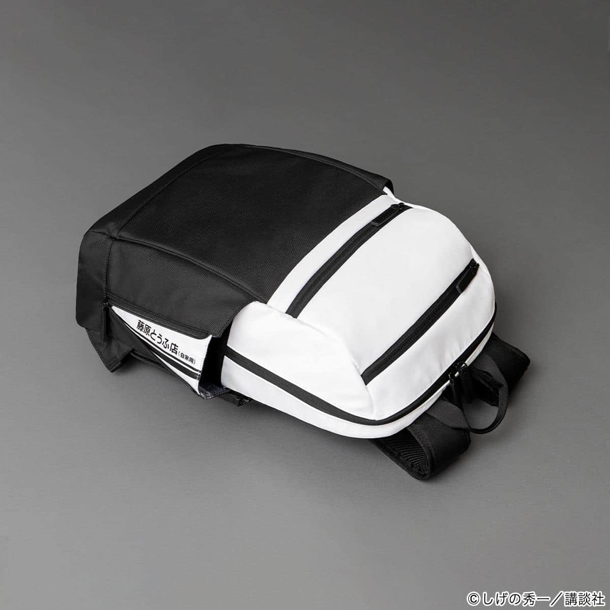 「頭文字D」の世界観やモチーフを随所に
