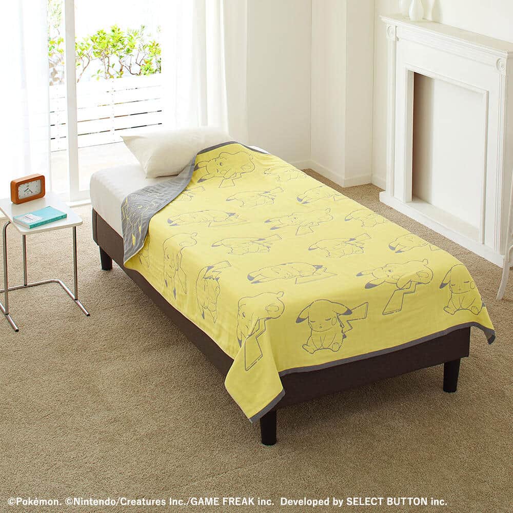 「ピカチュウ」や「カビゴン」らと一緒にぐっすり安眠
