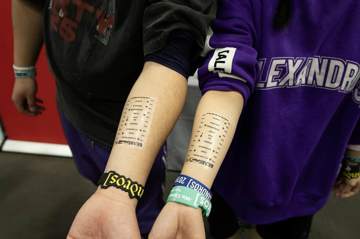 「Adobe Express」でつくった自分だけの「マイタイムテーブル」のタトゥーシール