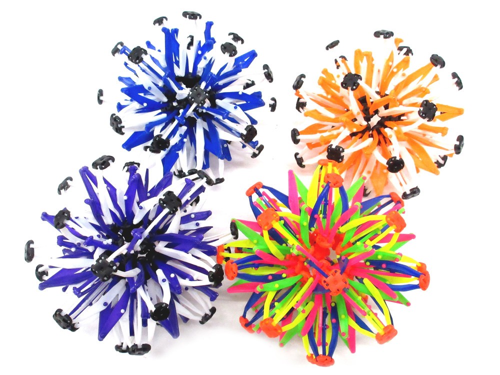 投げたら伸びたり縮んだり「マジックボール」【覚えていますか？この