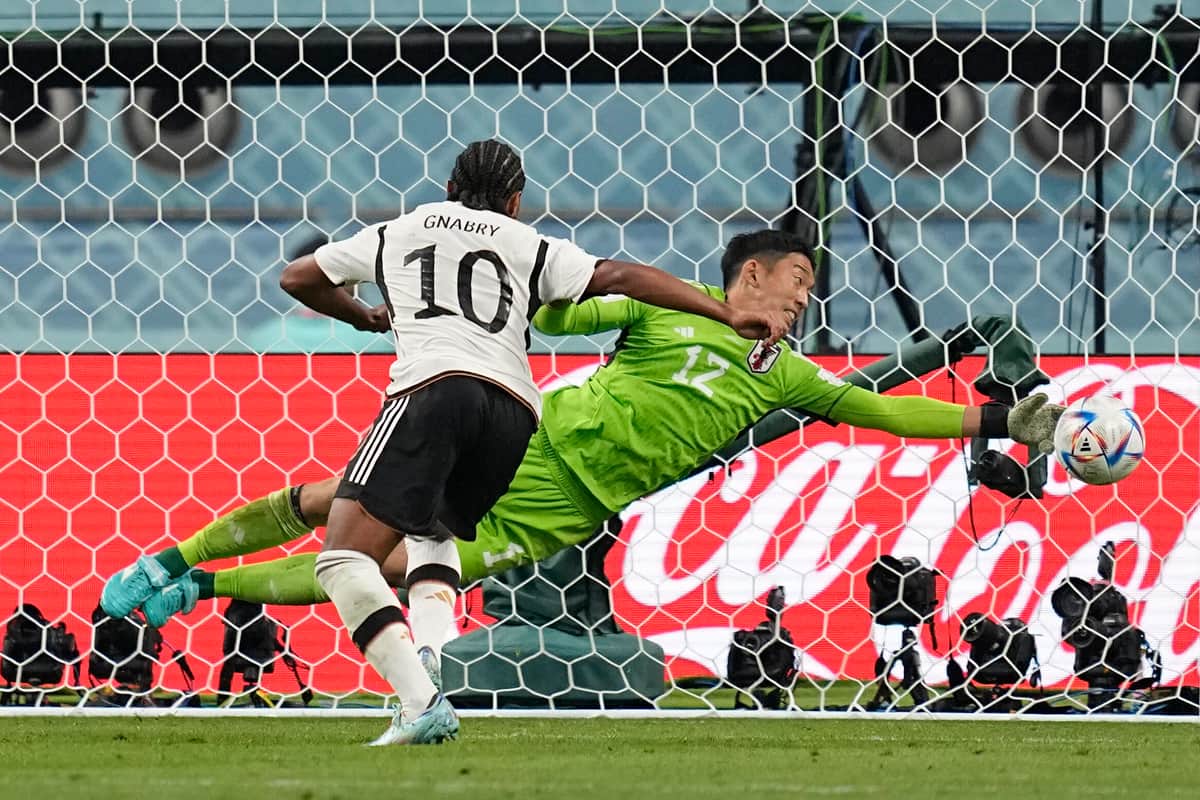 日本がドイツ撃破 Gk権田修一 スーパーセーブ 前にピッチで見えた危うさ J Cast トレンド 全文表示