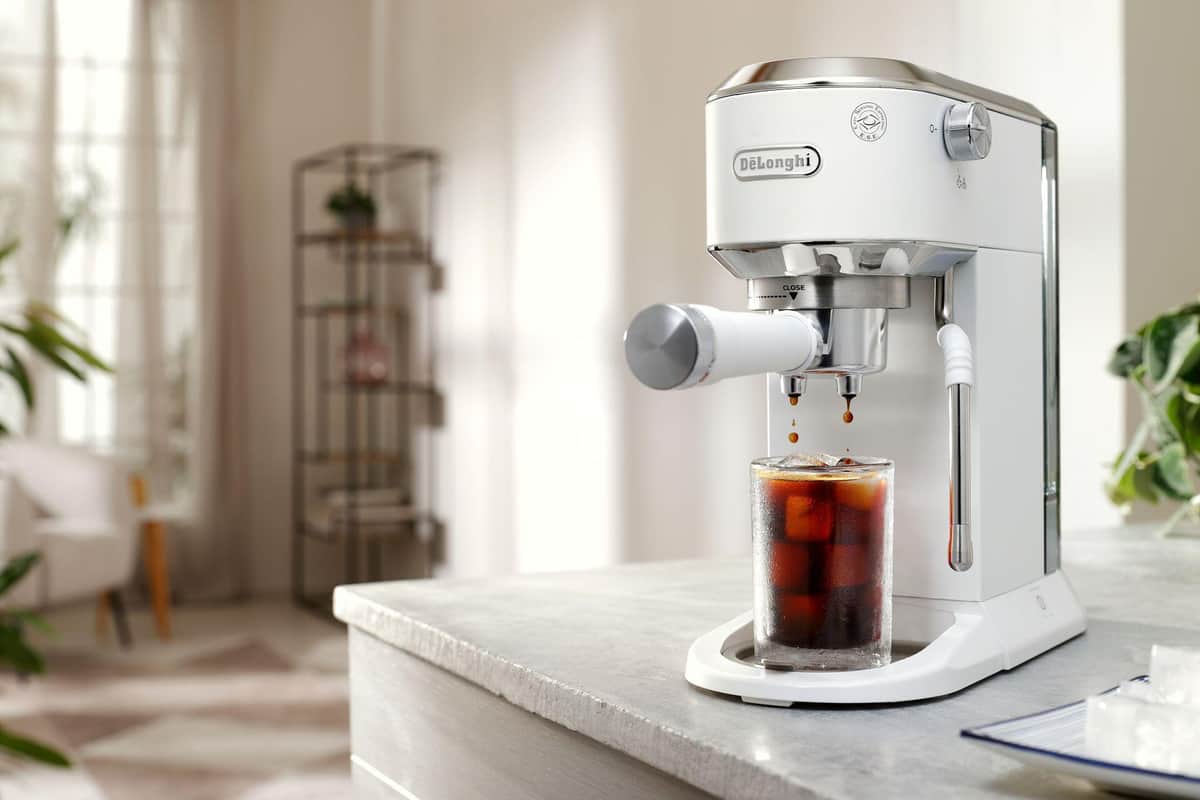 デロンギ　エスプレッソ・カプチーノメーカーEC152J Amazon.co.jp: デロンギ(DeLonghi)エスプレッソ・カプチーノメーカー