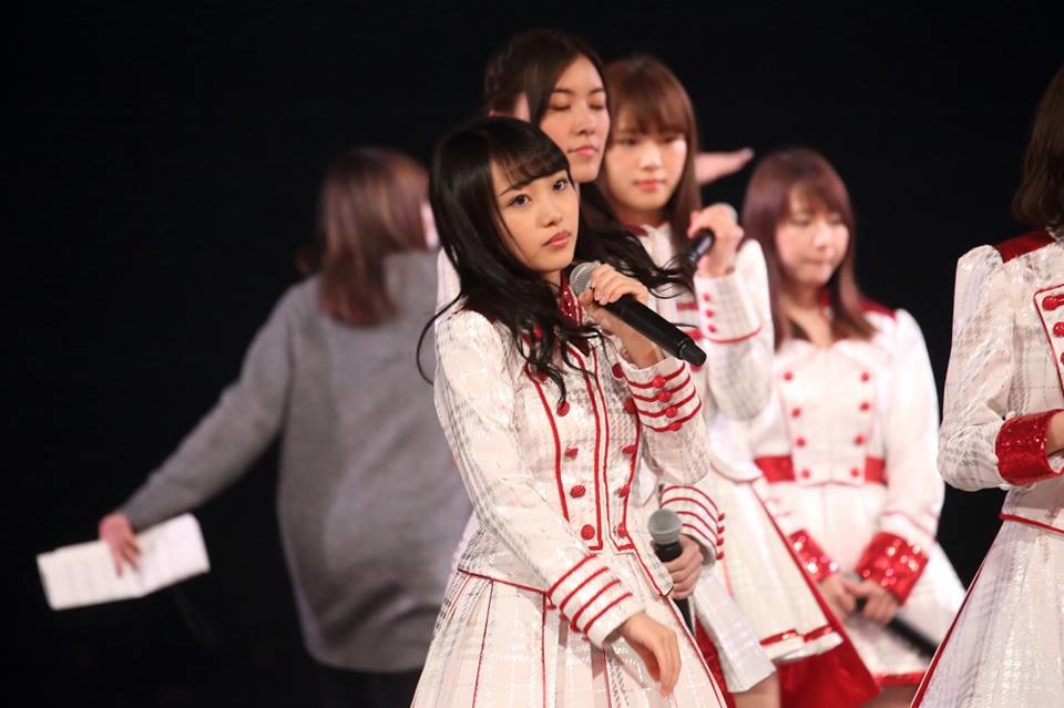 AKB48の向井地美音。12月30日のリハーサルでは本番と違う衣装を着ていた