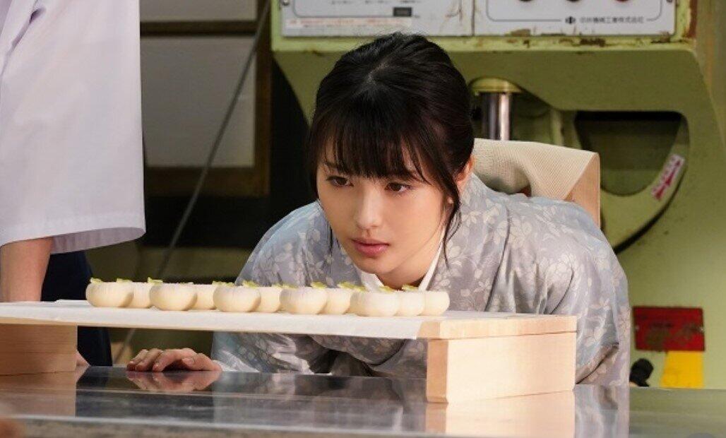 ３年後、菓子店の女主人になった七桜は…（日本テレビの番組ホームページより）