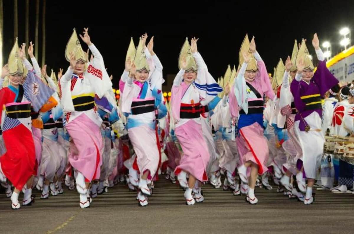 徳島・阿波踊りで800人以上がコロナ感染　「躍り手4人に1人」の驚き（THE TIME，）